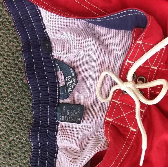 Clothes - Picture 4 of 4